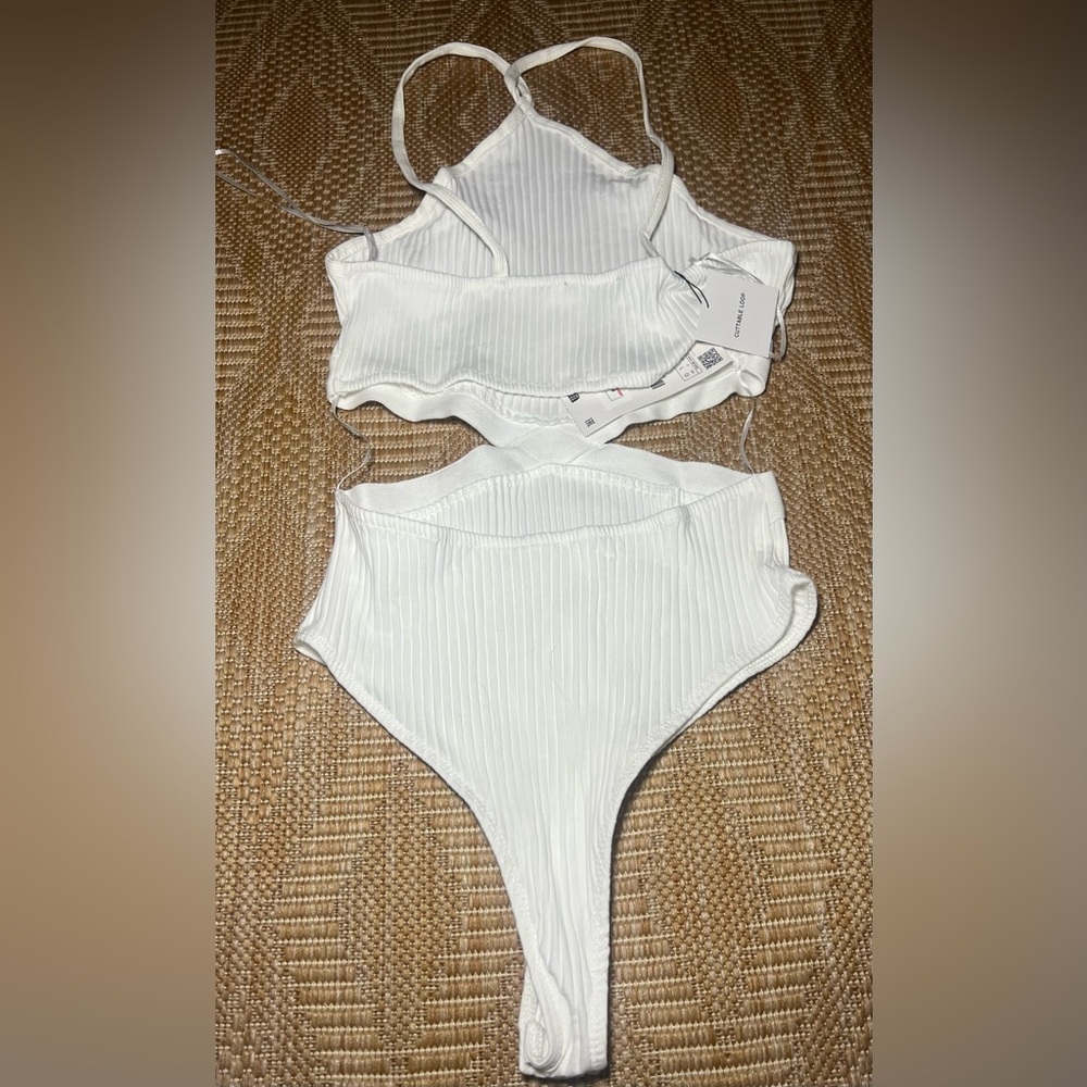 Zara Women's White Cut Out Body Suit, Halter Neck, Size L, NWT - Picture 5 of 13